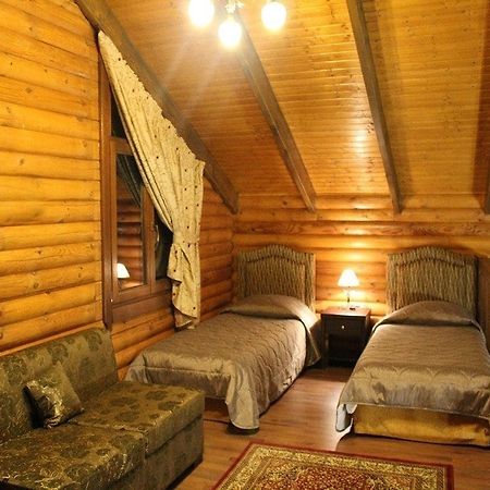Natura Chalets Mega Chorio Екстер'єр фото